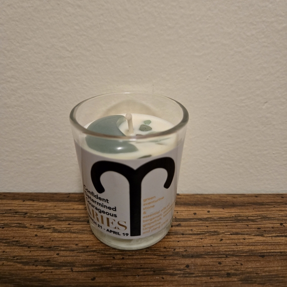 Aries Zodiac Candle - Picture 2 of 2